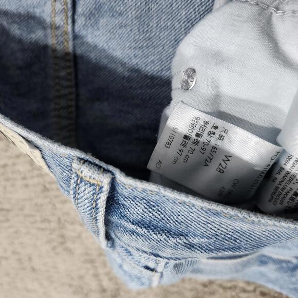 Levi’s Shorts Mom Silver Tab Blue Pockets Women’s Size 28 - Picture 7 of 8